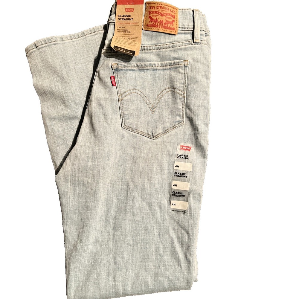 New Levis Classic Straight Fit Women's Jeans Size 4 Midrise Light Wash 392500071